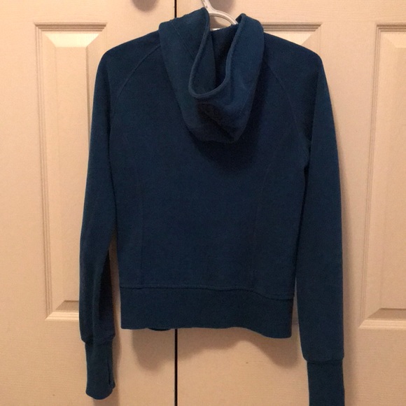Lululemon Scuba Hoodie - Picture 3 of 6